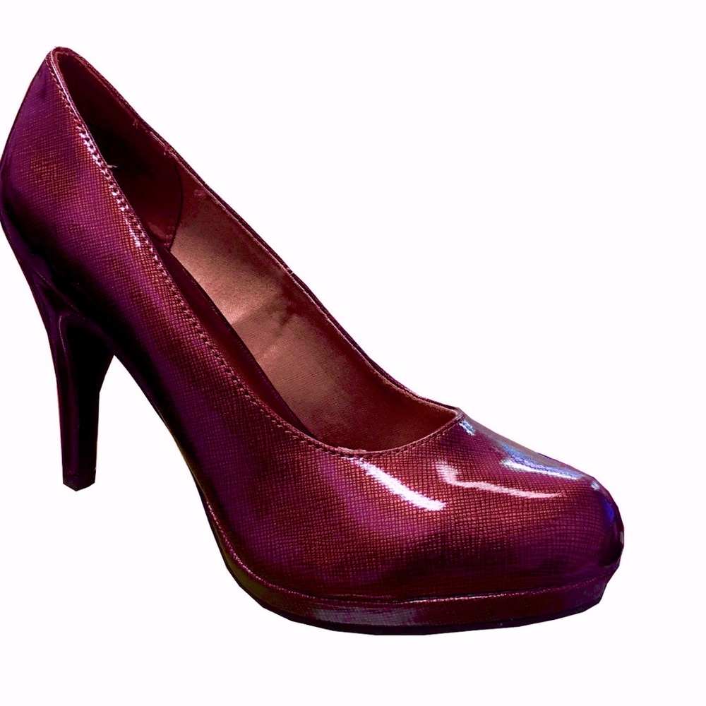 Mootsies Tootsies pumps